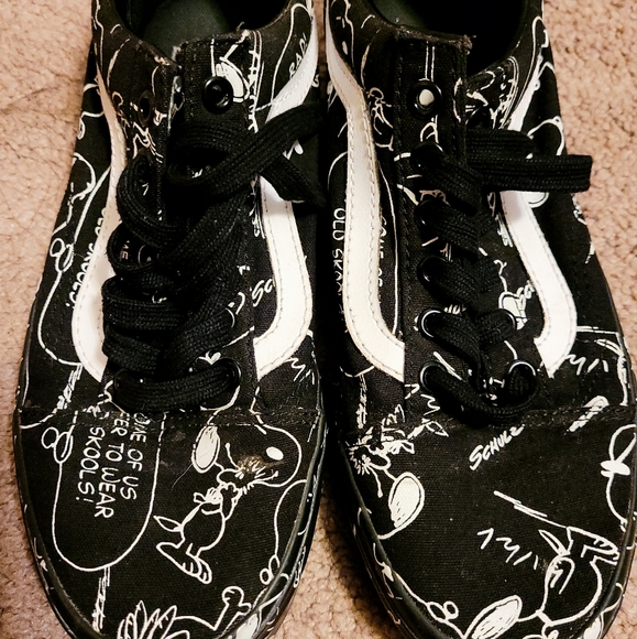 Vans x Snoopy Old Skool shoes - Picture 2 of 7